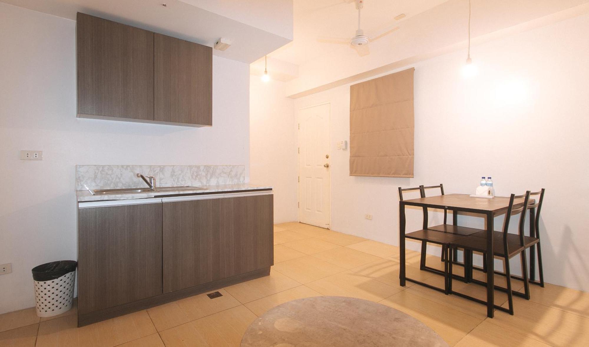 59 Xavierville By Reddoorz Cubao Extérieur photo