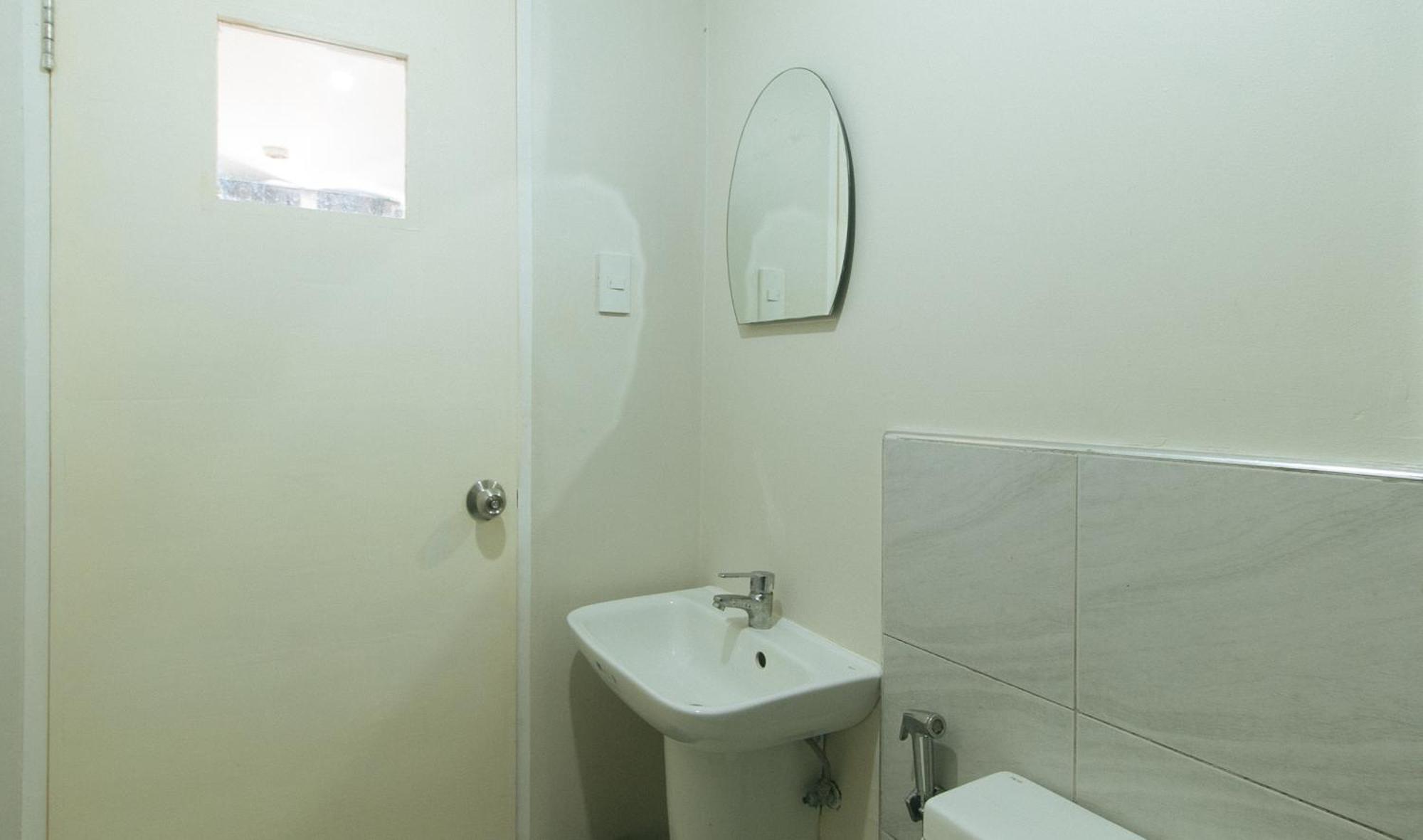 59 Xavierville By Reddoorz Cubao Extérieur photo