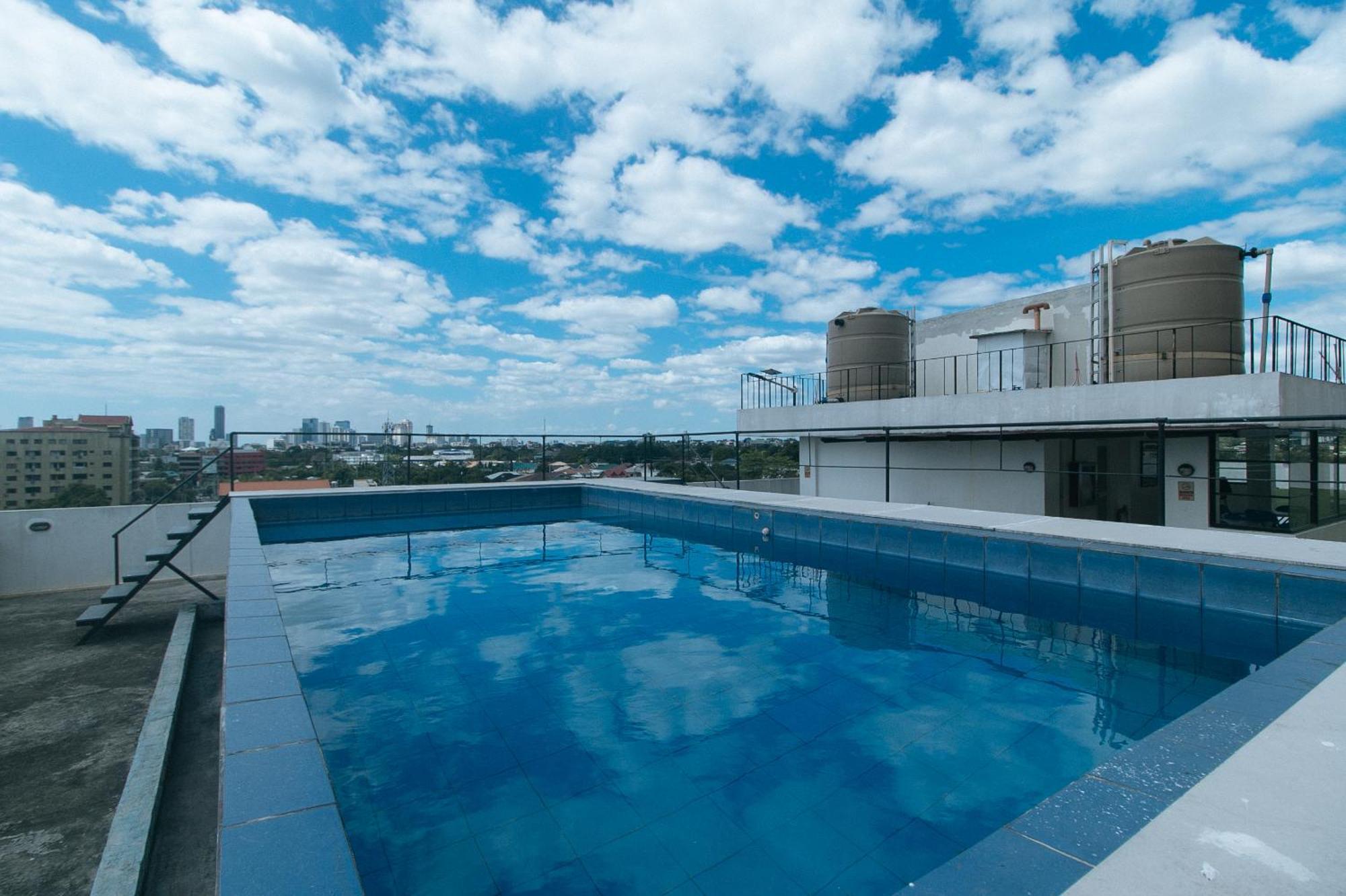 59 Xavierville By Reddoorz Cubao Extérieur photo